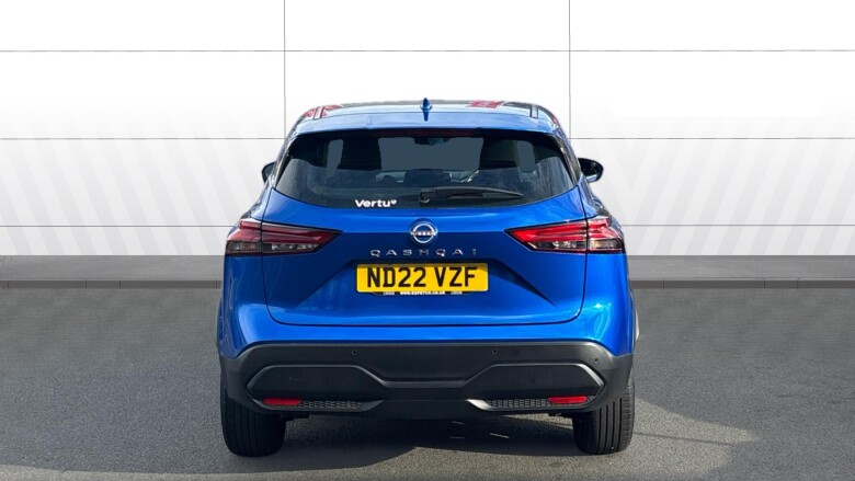 Nissan Qashqai 1.3 DiG-T MH Acenta Premium 5dr Petrol Hatchback